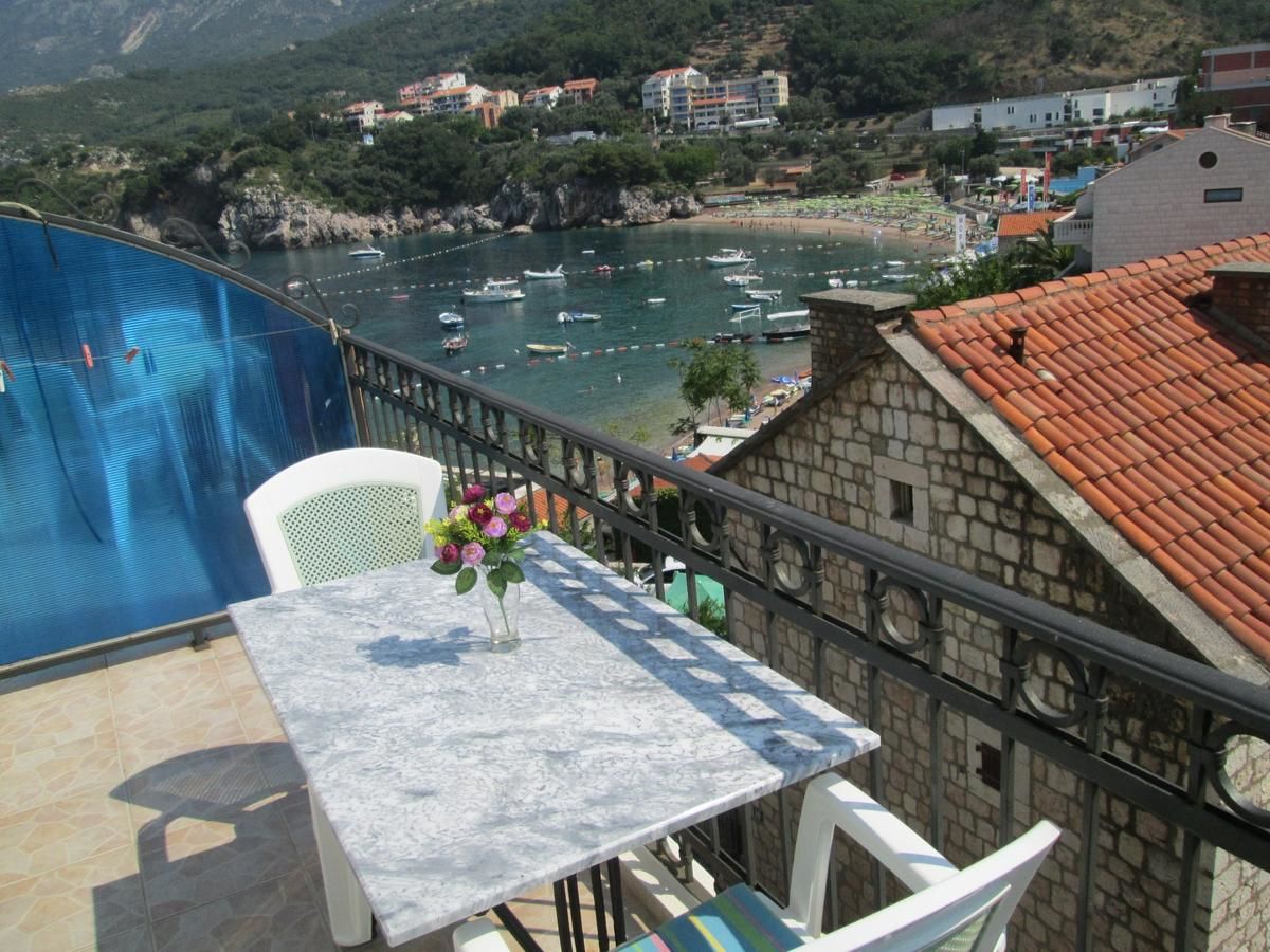 Апартаменты Apartments Mitrovići Miločer Свети-Стефан-47