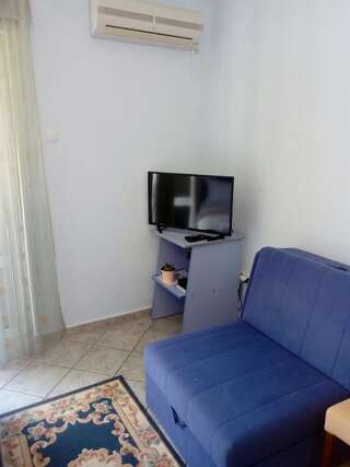 Апартаменты Apartments Mitrovići Miločer Свети-Стефан Номер-студио с балконом-3