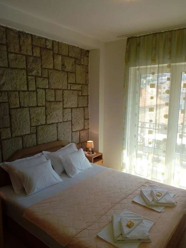 Апартаменты Apartments Mitrovići Miločer Свети-Стефан-5