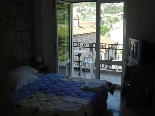 Апартаменты Apartments Mitrovići Miločer Свети-Стефан-34