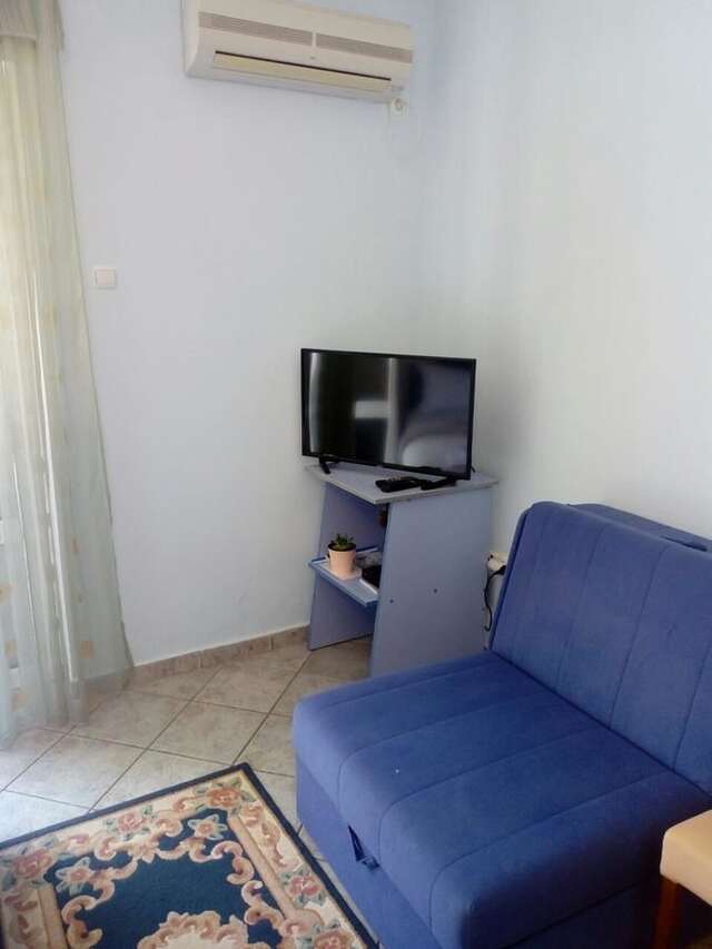 Апартаменты Apartments Mitrovići Miločer Свети-Стефан-8